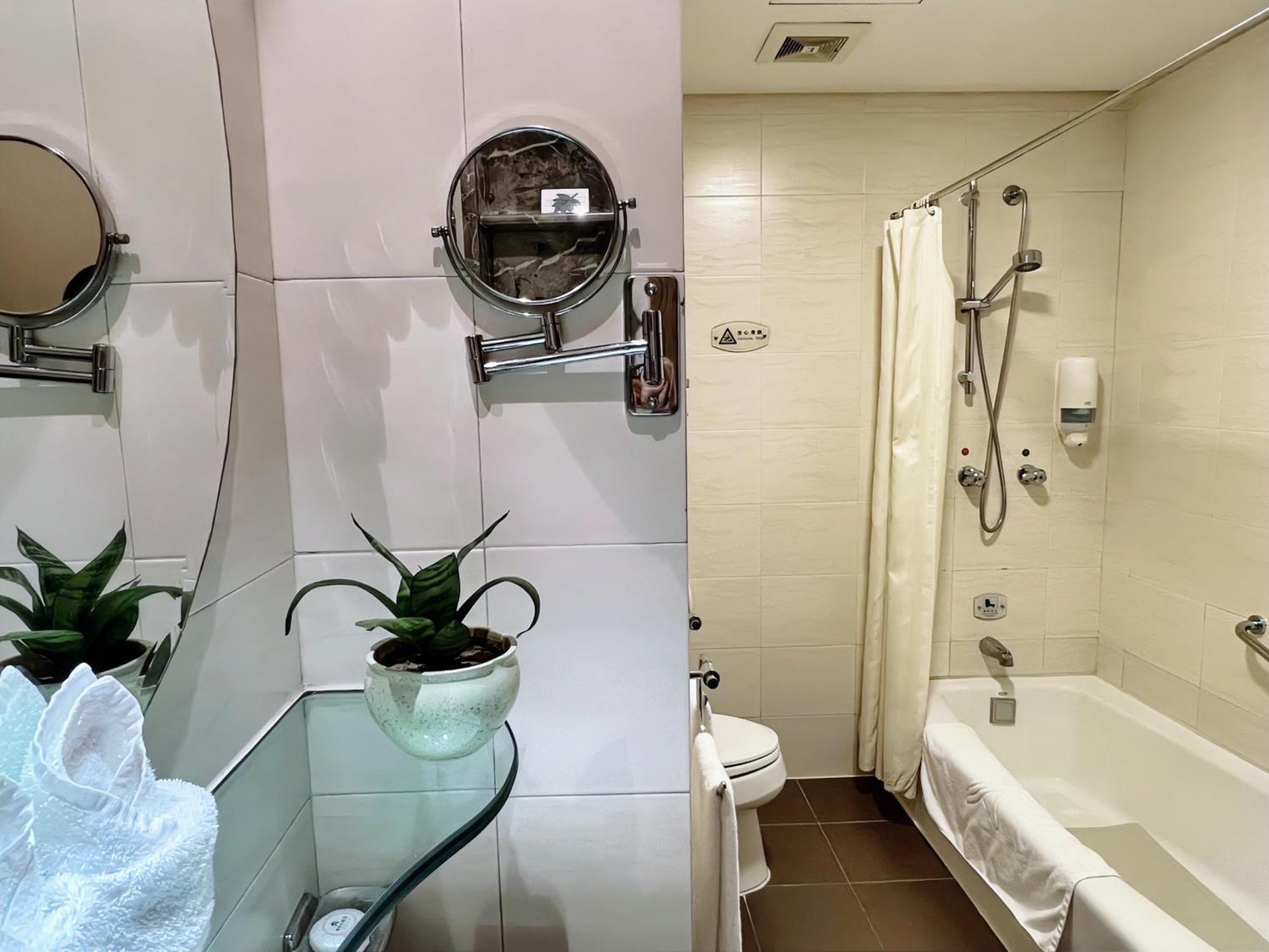 Chongqing Milky Way Hotel Екстериор снимка